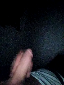 Snapshot of Fa7l1995 chatting on November 17, 2025, 12:03 am Fa7l1995 online show from November 17, 2025, 12:03 am