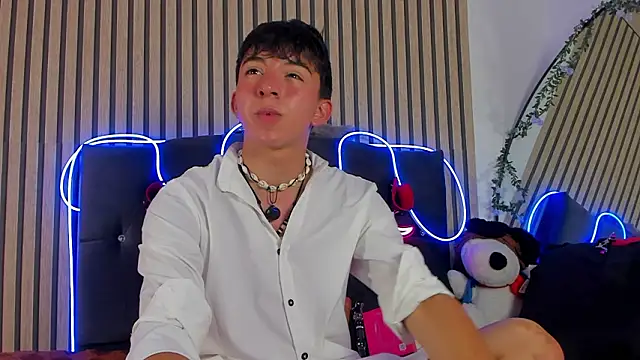 Snapshot of joji_Spencer chatting on February 4, 2026, 4:18 am joji Spencer online show from February 4, 2026, 4:18 am