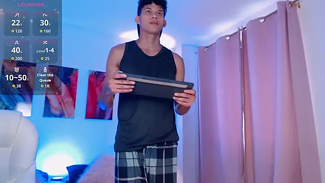 KamiSuarez online show from March 18, 2026, 6:53 pm