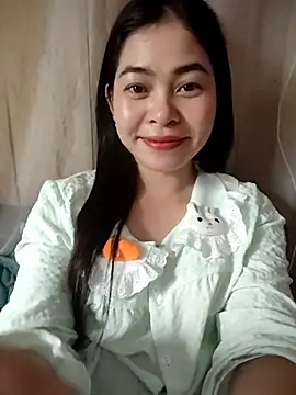 Snapshot of Bamboo-niee123 chatting on April 5, 2026, 5:58 am Bamboo-niee123 online show from April 5, 2026, 5:58 am