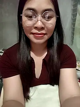 Snapshot of Bamboo-niee123 chatting on April 7, 2026, 3:36 pm Bamboo-niee123 online show from April 7, 2026, 3:36 pm