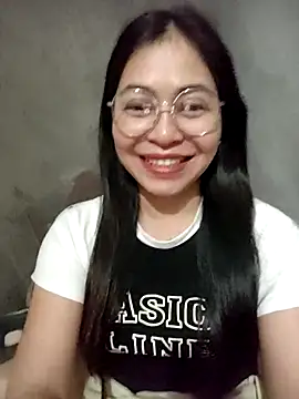 Snapshot of Bamboo-niee123 chatting on April 12, 2026, 5:27 pm Bamboo-niee123 online show from April 12, 2026, 5:27 pm