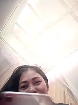 Snapshot of Bamboo-niee123 chatting on October 28, 2025, 5:39 am Bamboo-niee123 online show from October 28, 2025, 5:39 am