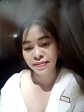 Bamboo-niee123 online show from November 6, 2025, 5:17 pm