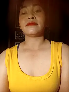 Snapshot of Bamboo-niee123 chatting on October 29, 2025, 3:33 pm Bamboo-niee123 online show from October 29, 2025, 3:33 pm