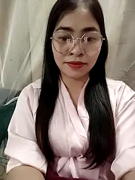 Snapshot of Bamboo-niee123 chatting on March 5, 2026, 8:33 am Bamboo-niee123 online show from March 5, 2026, 8:33 am