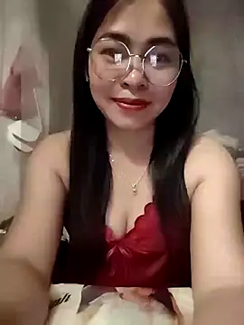 Snapshot of Bamboo-niee123 chatting on March 19, 2026, 3:45 pm Bamboo-niee123 online show from March 19, 2026, 3:45 pm