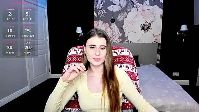 DemmyRose online show from February 17, 2026, 7:44 pm