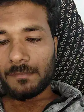 Snapshot of Damiaan_67 chatting on November 3, 2025, 8:40 am Damiaan 67 online show from November 3, 2025, 8:40 am