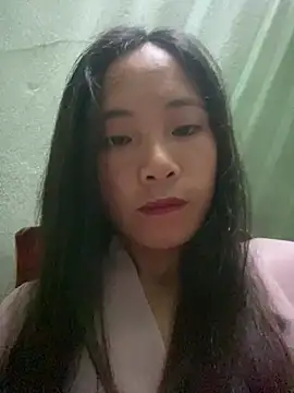 Snapshot of Elysia-007 chatting on April 2, 2026, 10:49 pm Elysia-007 online show from April 2, 2026, 10:49 pm