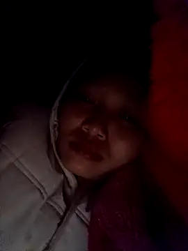 yoyo-mi online show from December 13, 2025, 9:32 pm