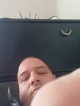 Snapshot of botlikroli chatting on March 3, 2026, 2:13 pm botlikroli online show from March 3, 2026, 2:13 pm