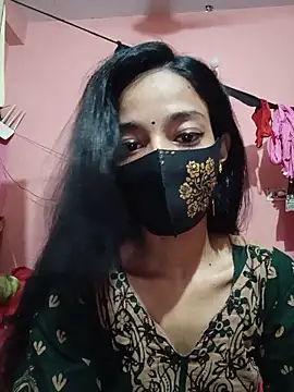 Green LaDY66 online show from May 20, 2026, 2:03 pm
