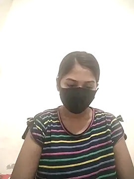 Green LaDY66 online show from November 5, 2025, 7:17 pm