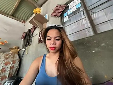 kierra fox online show from June 10, 2026, 6:03 am