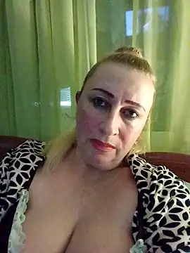 Esenia505 online show from November 13, 2025, 11:36 am