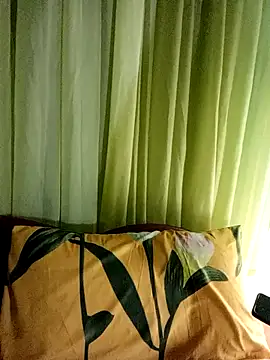 Snapshot of Esenia505 chatting on March 20, 2026, 3:07 am Esenia505 online show from March 20, 2026, 3:07 am