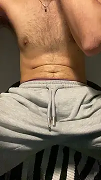 Snapshot of ozysboy chatting on November 5, 2025, 5:05 pm ozysboy online show from November 5, 2025, 5:05 pm