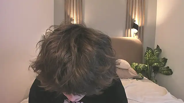 Snapshot of Syndy_Dels chatting on February 18, 2026, 10:55 am Syndy Dels online show from February 18, 2026, 10:55 am