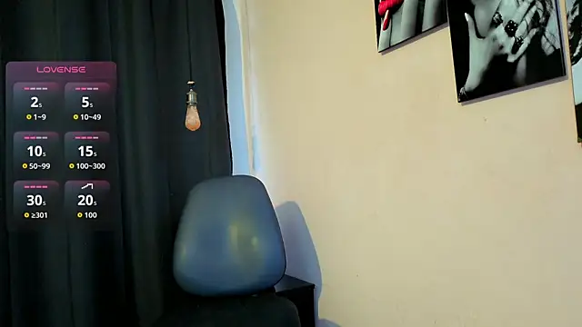 Flor Gil online show from December 21, 2025, 6:31 pm