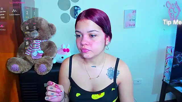 Emma boo online show from March 24, 2026, 3:01 pm