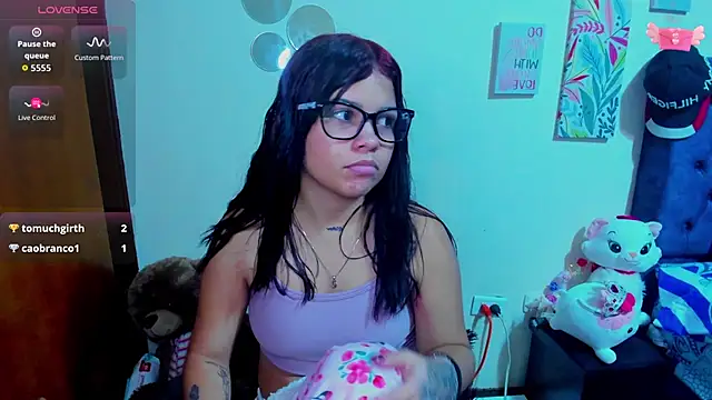 Snapshot of Emma_boo chatting on November 5, 2025, 2:58 am Emma boo online show from November 5, 2025, 2:58 am