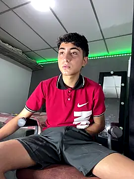 Snapshot of MathieuAGT chatting on November 1, 2025, 11:53 pm MathieuAGT online show from November 1, 2025, 11:53 pm