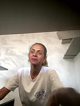 Snapshot of sabrinaneves chatting on January 10, 2026, 12:55 pm sabrinaneves online show from January 10, 2026, 12:55 pm