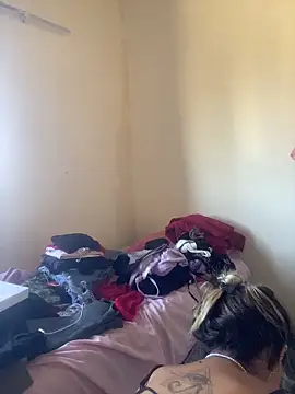 Snapshot of sabrinaneves chatting on April 8, 2026, 11:12 am sabrinaneves online show from April 8, 2026, 11:12 am