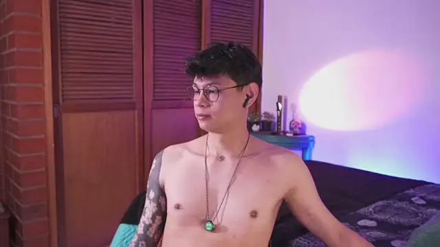 Snapshot of estmonnn chatting on February 12, 2026, 1:49 am estmonnn online show from February 12, 2026, 1:49 am