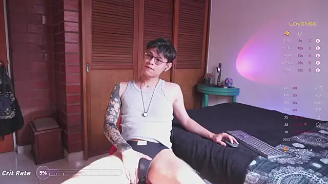 Snapshot of estmonnn chatting on February 8, 2026, 8:17 pm estmonnn online show from February 8, 2026, 8:17 pm