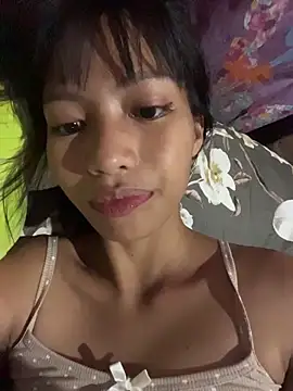 hottiebabe23 online show from November 23, 2025, 12:15 pm