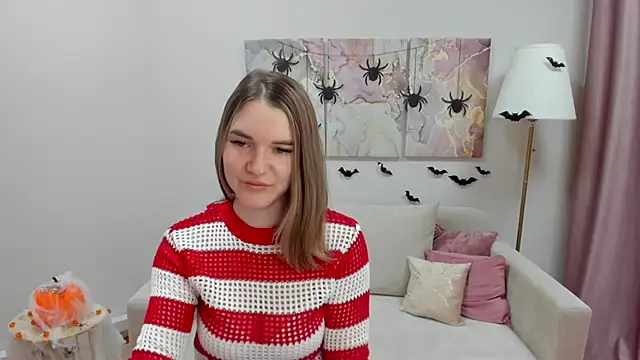 Snapshot of AriaAmaren chatting on October 31, 2025, 11:55 pm AriaAmaren online show from October 31, 2025, 11:55 pm