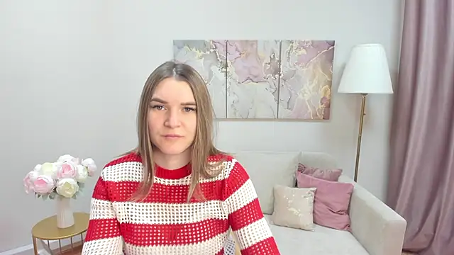 Snapshot of AriaAmaren chatting on November 5, 2025, 11:41 pm AriaAmaren online show from November 5, 2025, 11:41 pm