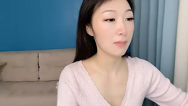 ella55-- online show from April 8, 2026, 5:42 am