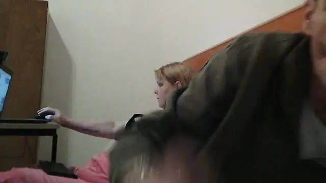 Snapshot of Sylviastar46 chatting on February 14, 2026, 3:56 pm Sylviastar46 online show from February 14, 2026, 3:56 pm