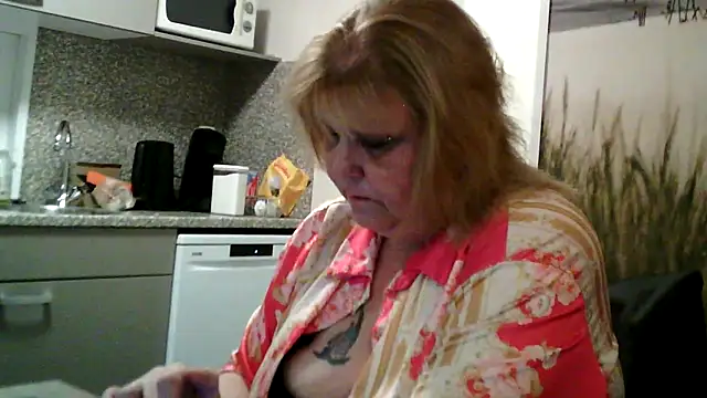 Sylviastar46 online show from March 30, 2026, 6:53 pm