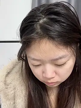 xiaojingzi66 online show from December 15, 2025, 9:59 am