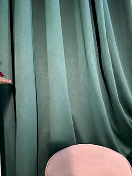 trinhvutrinh online show from December 20, 2025, 7:00 am