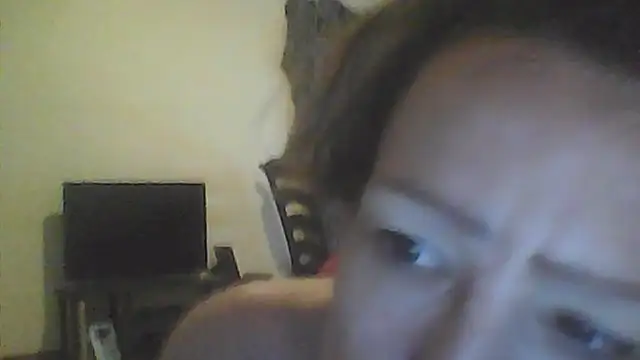 Karebearz1 online show from November 3, 2025, 3:23 am