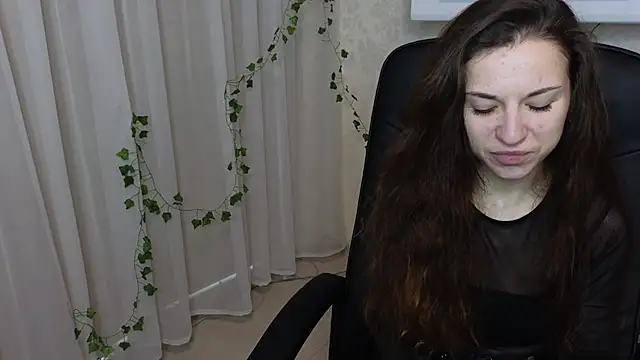 Snapshot of Ulyanix chatting on February 25, 2026, 5:51 am Ulyanix online show from February 25, 2026, 5:51 am