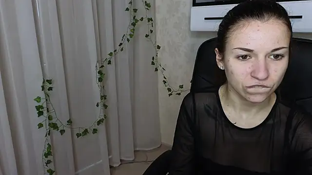 Snapshot of Ulyanix chatting on February 26, 2026, 5:51 am Ulyanix online show from February 26, 2026, 5:51 am