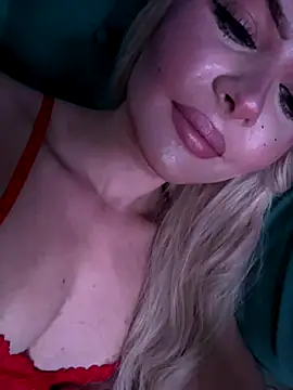 Snapshot of Anastasia-Ro chatting on November 14, 2025, 8:01 pm Anastasia-Ro online show from November 14, 2025, 8:01 pm