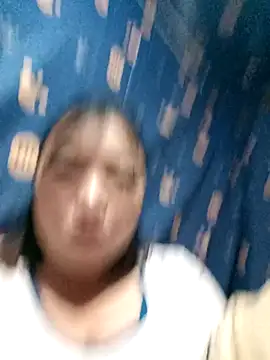 julybe online show from November 20, 2025, 6:14 am