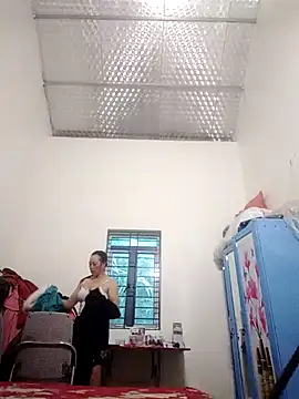 let-go online show from November 2, 2025, 7:35 am