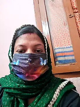 Snapshot of pujapujarrrr chatting on October 29, 2025, 4:06 pm pujapujarrrr online show from October 29, 2025, 4:06 pm