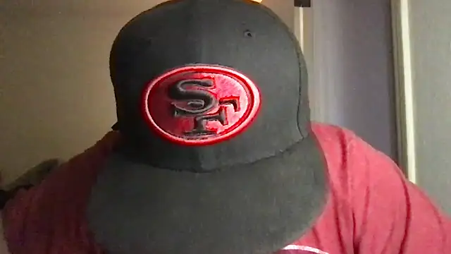 ezrah23 online show from December 1, 2025, 8:04 am