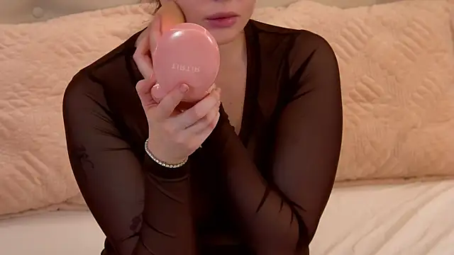 VickiBanx online show from January 10, 2026, 3:57 am