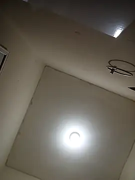 loboalfa2030 online show from November 27, 2025, 4:13 am