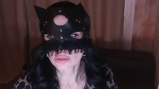 LikaFurr online show from November 3, 2025, 12:31 pm